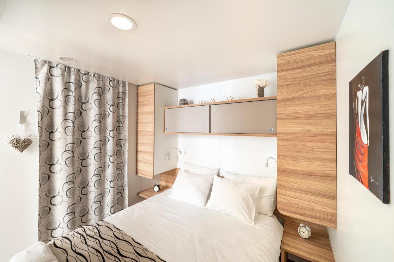 Mobile Home Joy Porton Biondi ロヴィニ エクステリア 写真